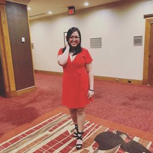 Meet your Posher, April